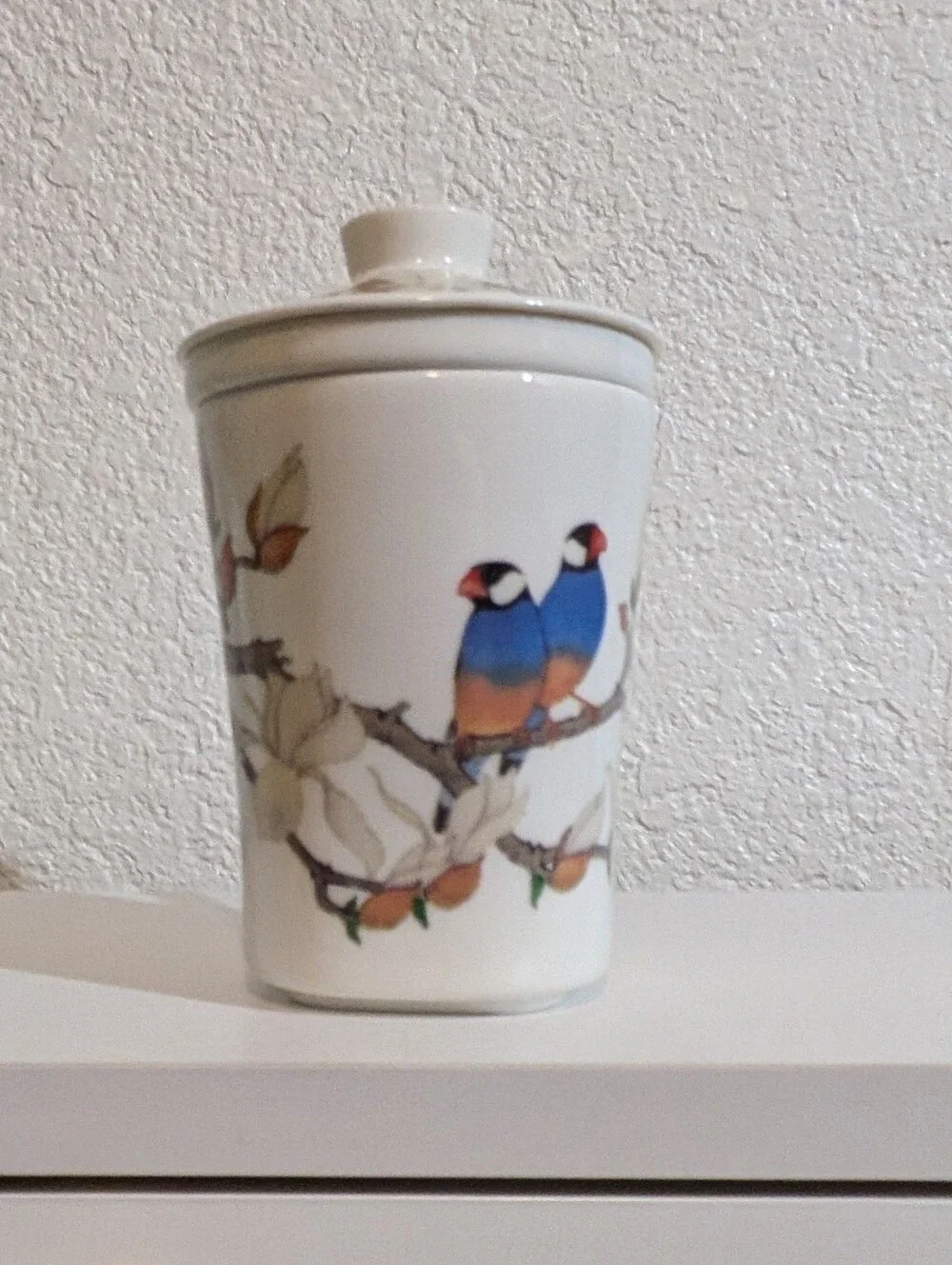 Teavana White Porcelain Tea Infuser Lidded Canister with Blue Bird Motif